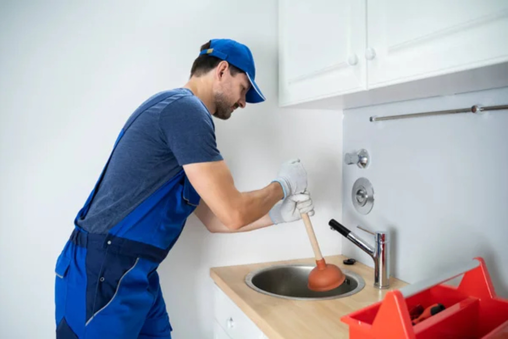 Drain Cleaning by Siska Plumbing Serving St. Petersburg, FL